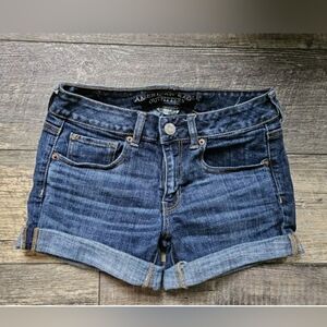 American Eagle Shorts  Size 6